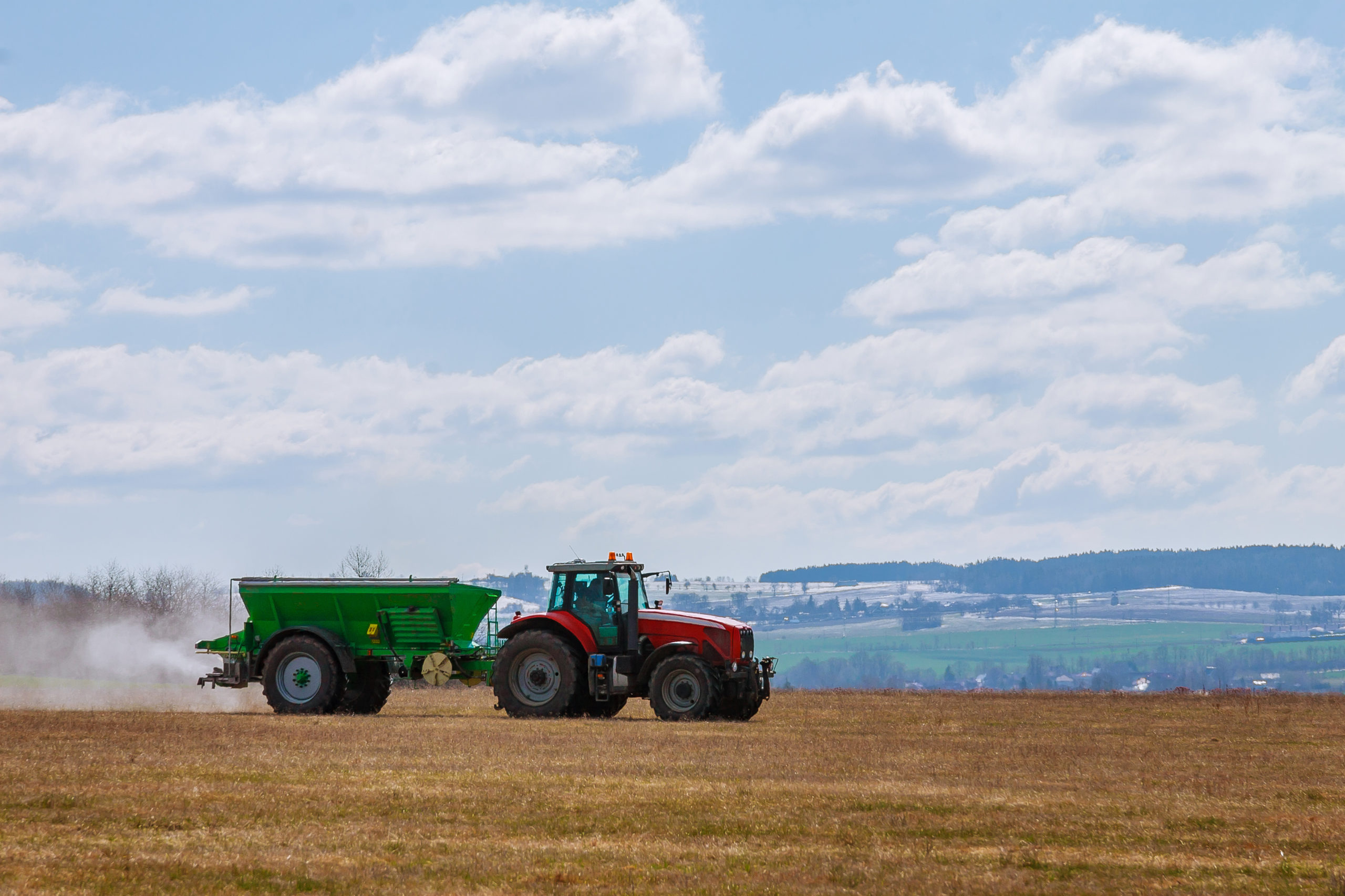 Fertilizer prices fall to lowest in 19 months as gas drops