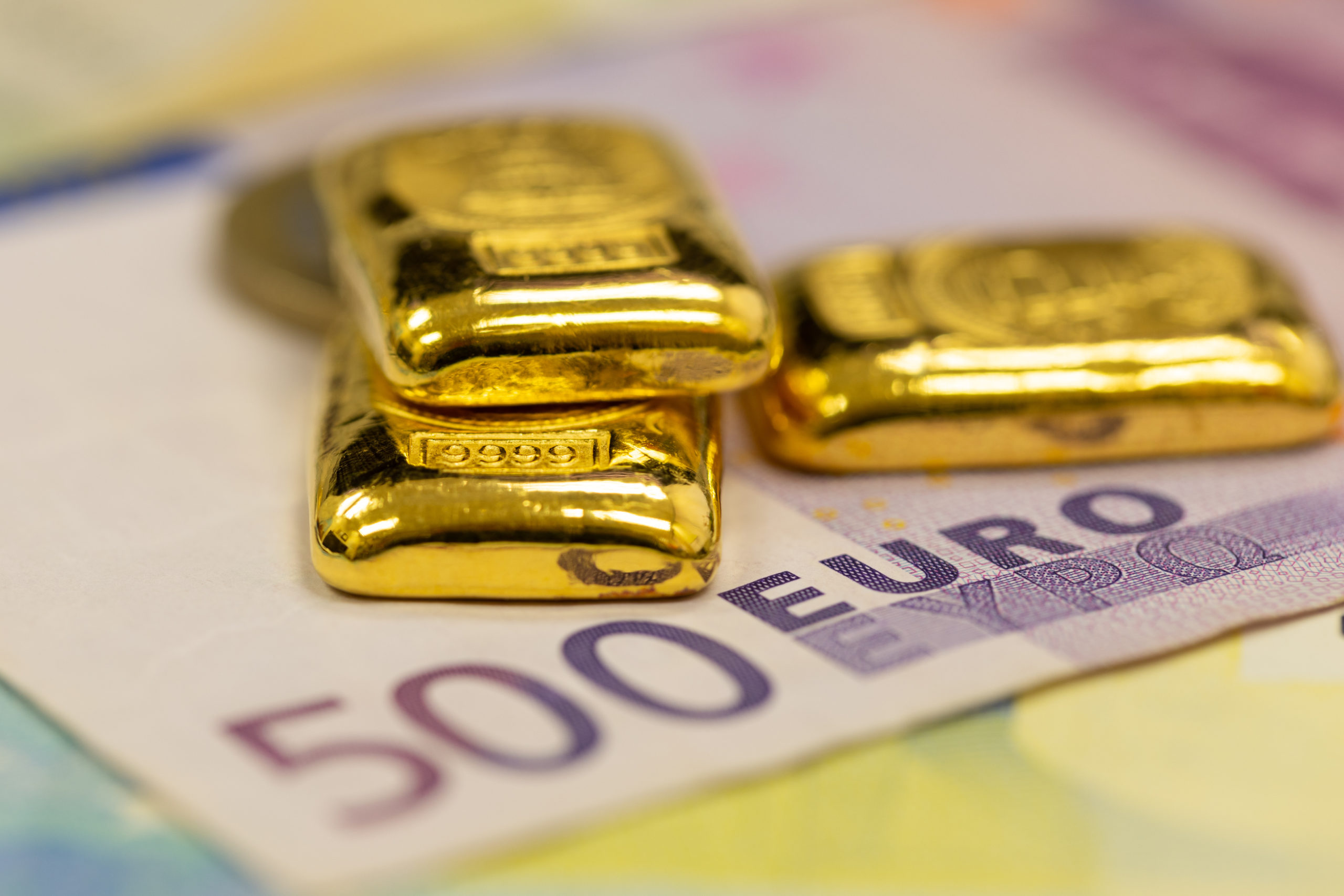 Gold price backs off after surpassing $2,000, nearing record high