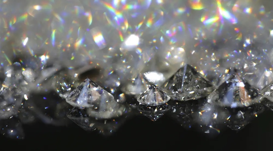EV batteries get some bling