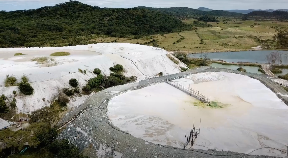 Zimbabwe orders lithium miners to submit refinery plans by March 2024