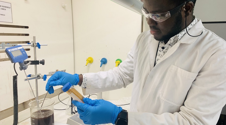 New method helps produce heavy metal-free biosolids for fertilizers, biochar
