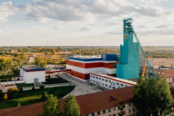 Russian gold miner Uzhuralzoloto announces IPO despite UK sanctions on owner