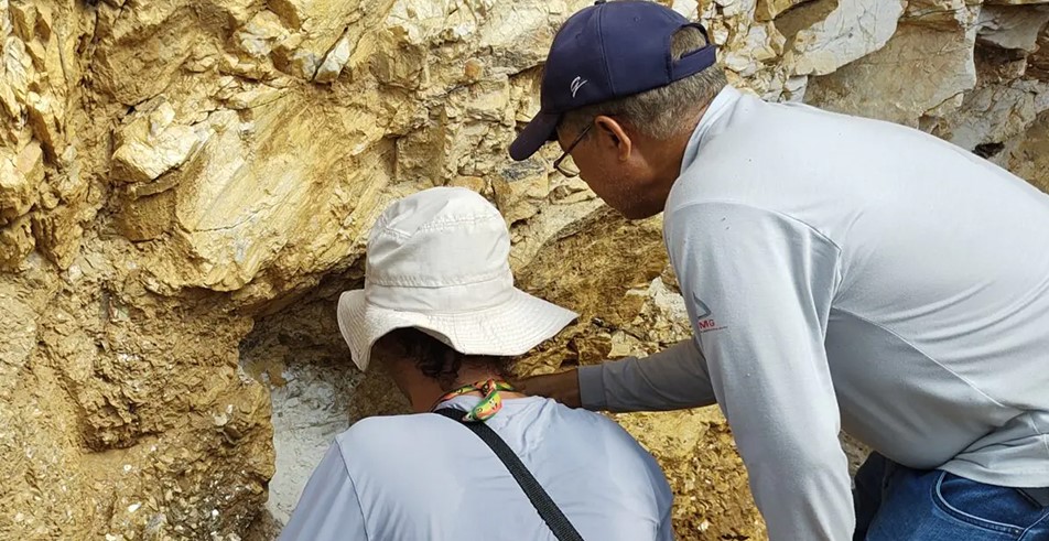Top Chinese lithium producers to fund Atlas project in Brazil