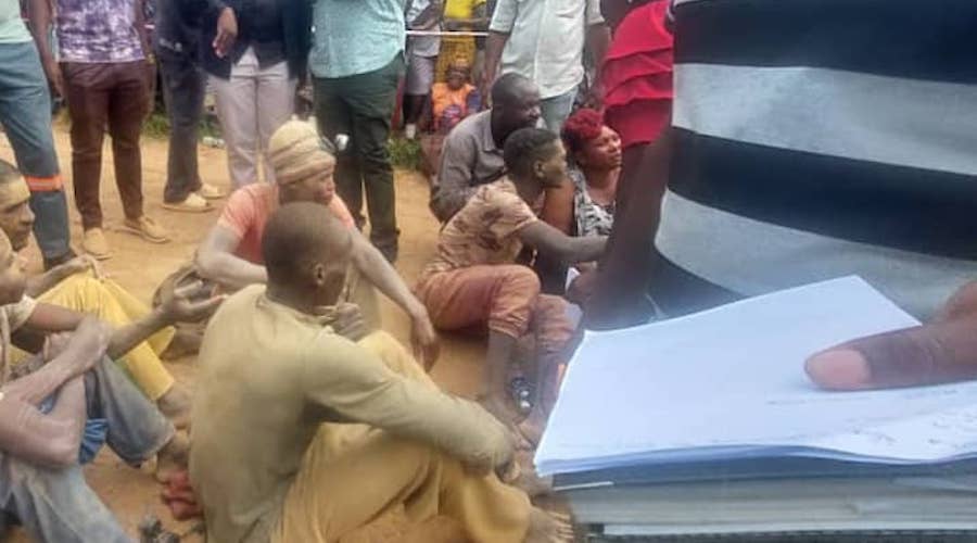 Zimbabwe rescues all 15 trapped miners alive